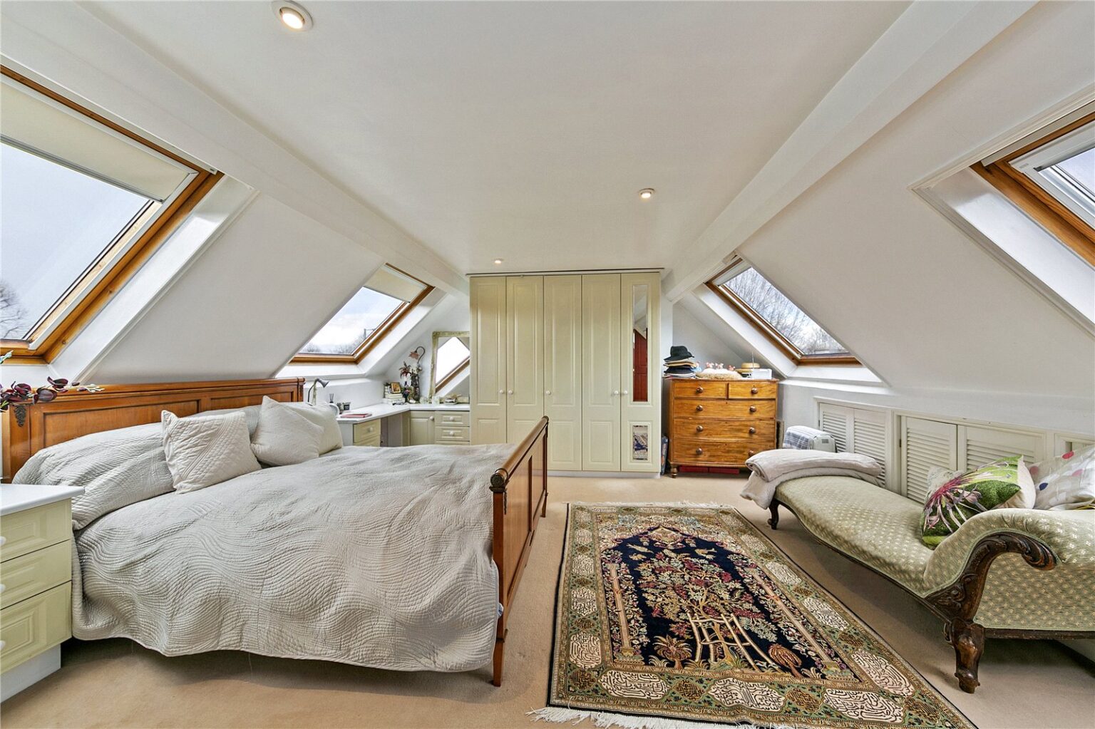 Waldegrave Road, Strawberry hill, TW1 gallery 12