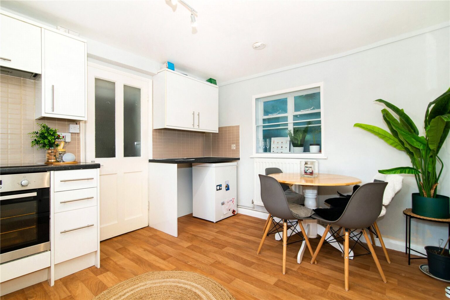 Hampton Road, Twickenham, TW2 gallery 5