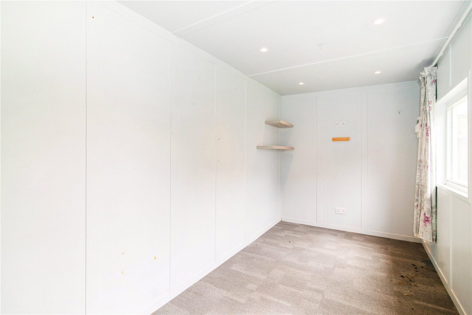 Alton Gardens, Twickenham, TW2 gallery 13