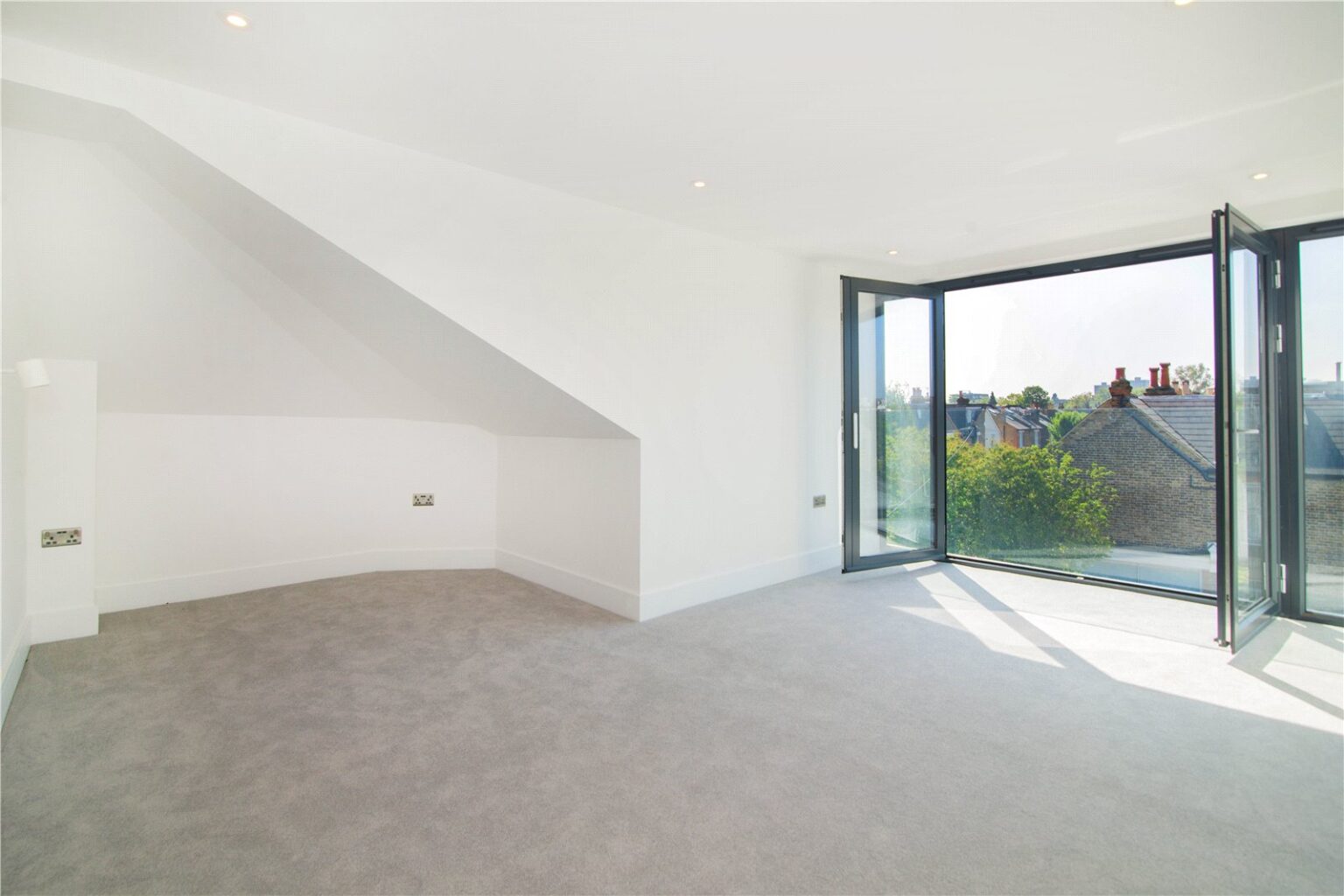 Clifton Road, Kingston upon Thames, KT2 gallery 5