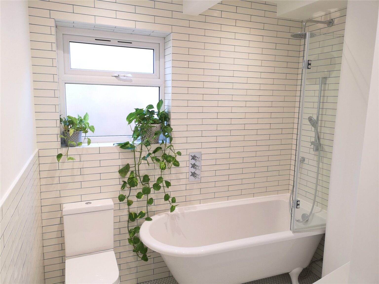 Acre Road, Kingston upon Thames, KT2 gallery 3