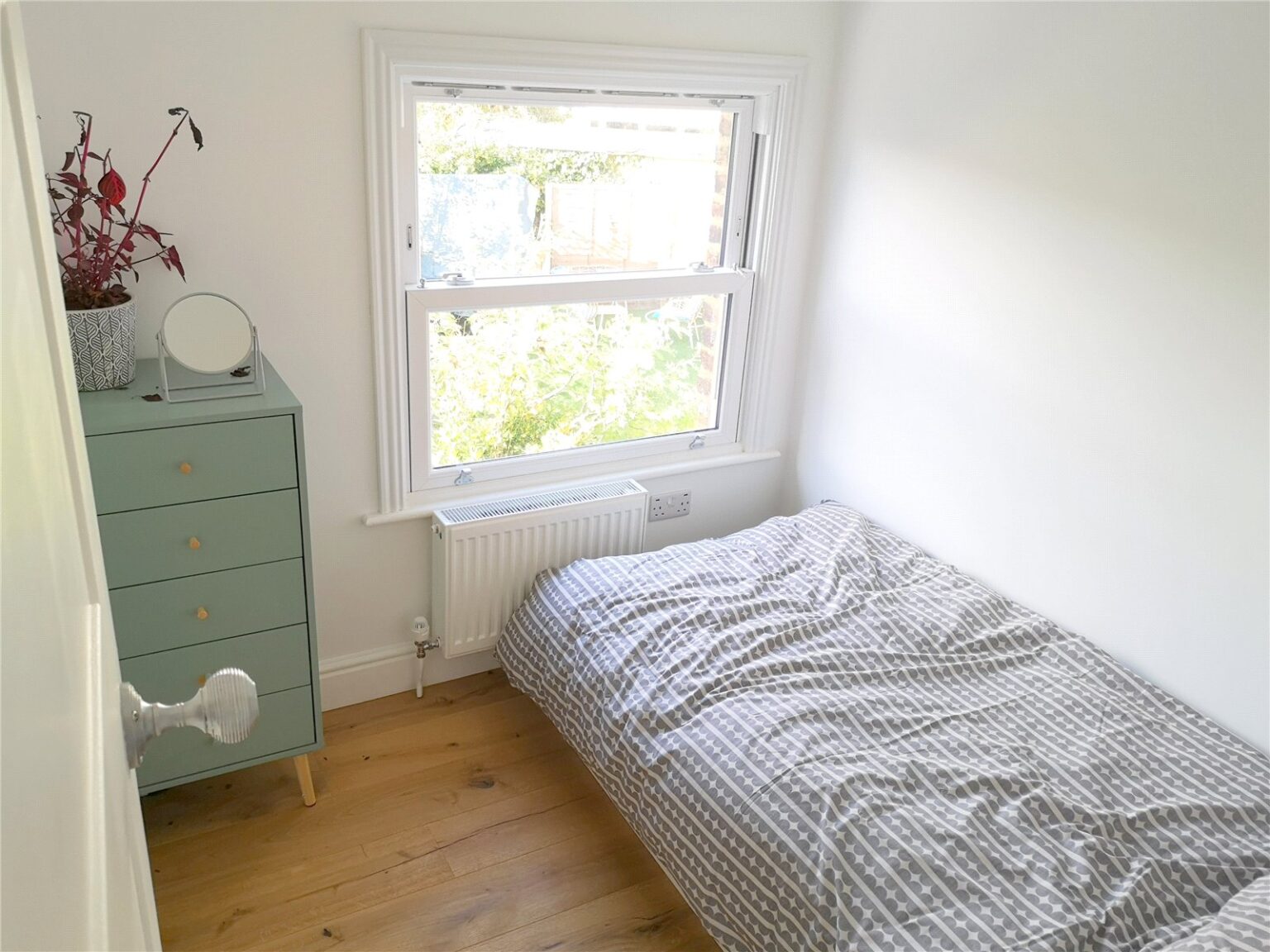 Acre Road, Kingston upon Thames, KT2 gallery 9