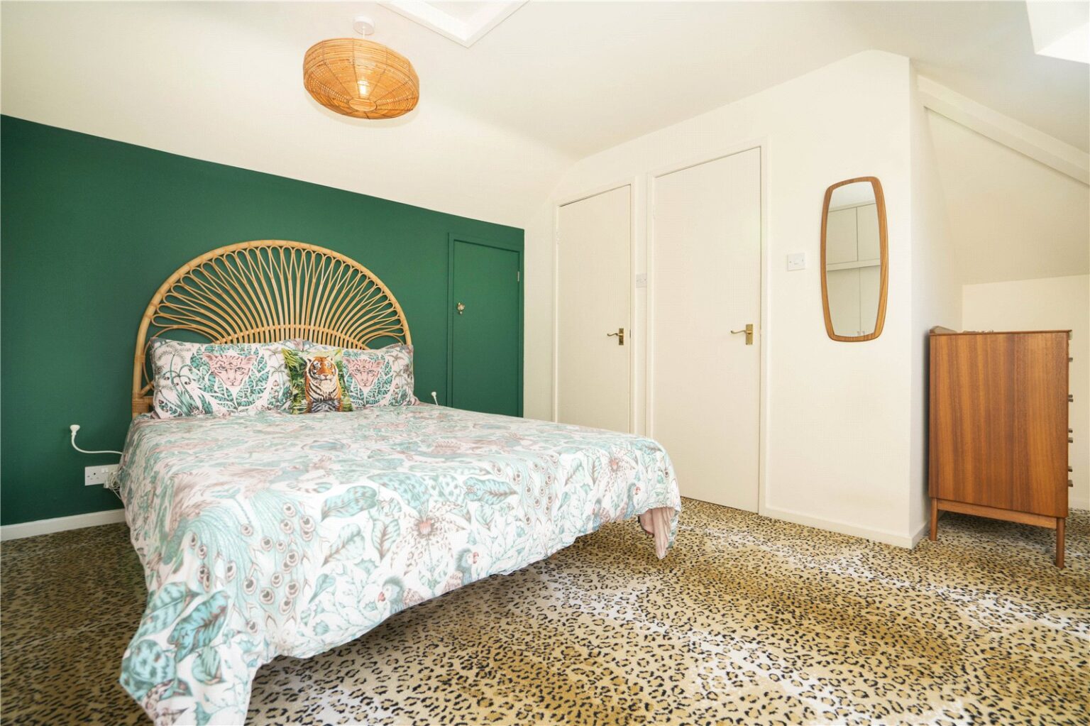 Shaef Way, Teddington, TW11 gallery 8