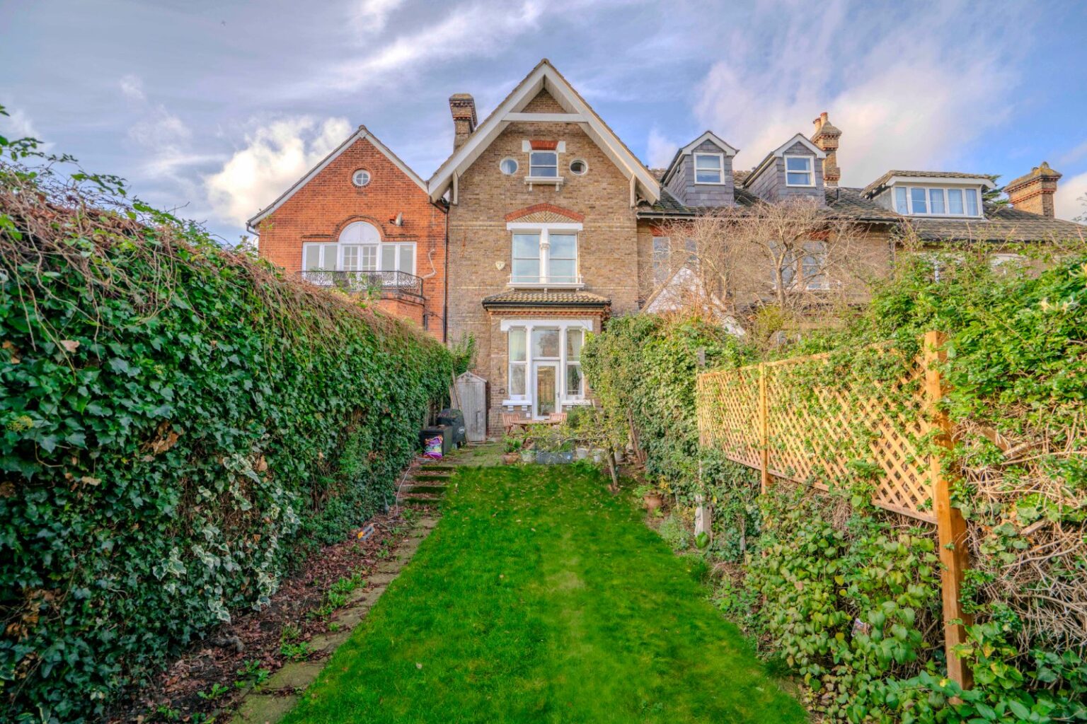 Broom Close, Teddington, TW11 gallery 14