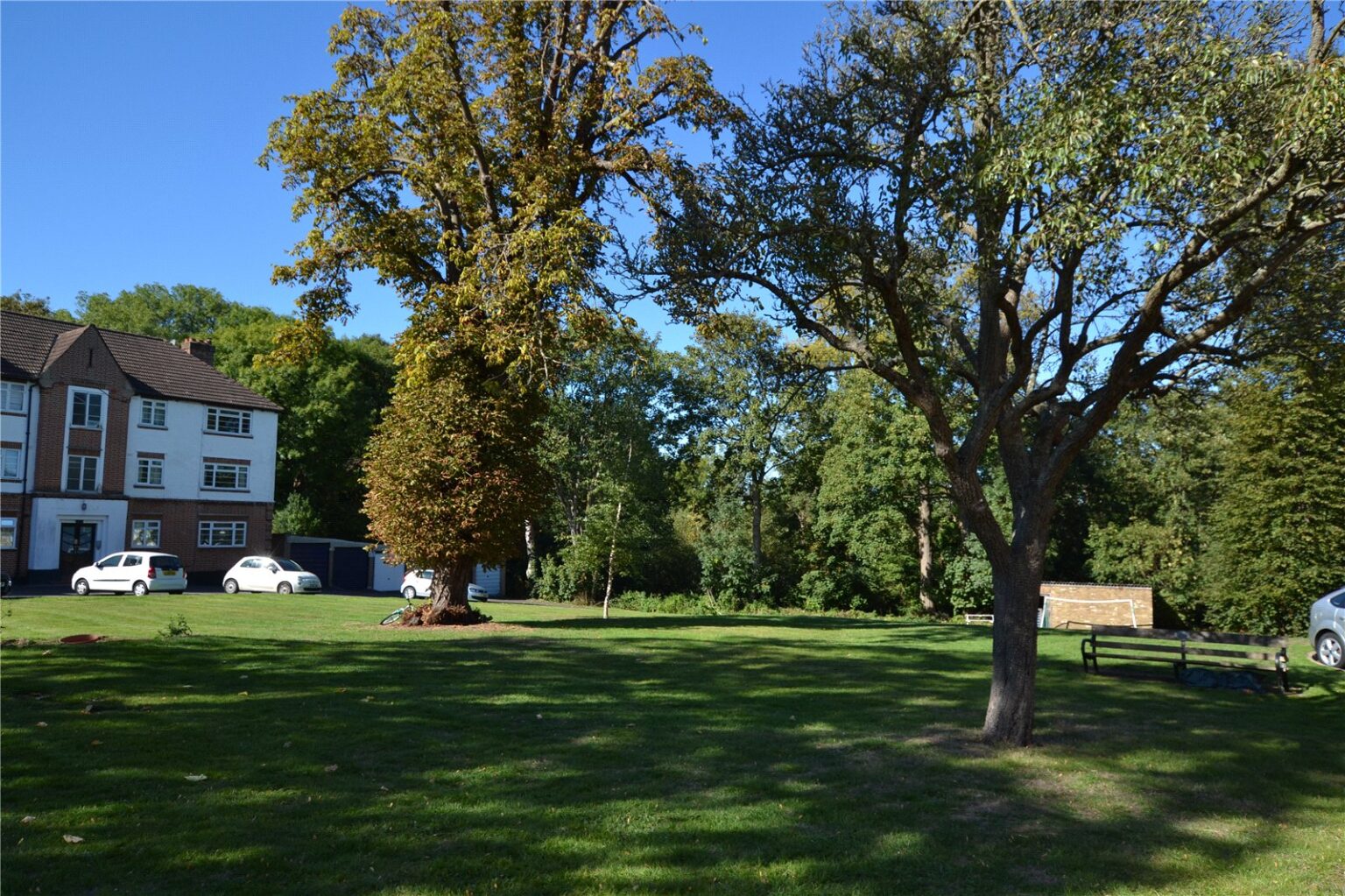 Manor Road, Twickenham, TW2 gallery 2