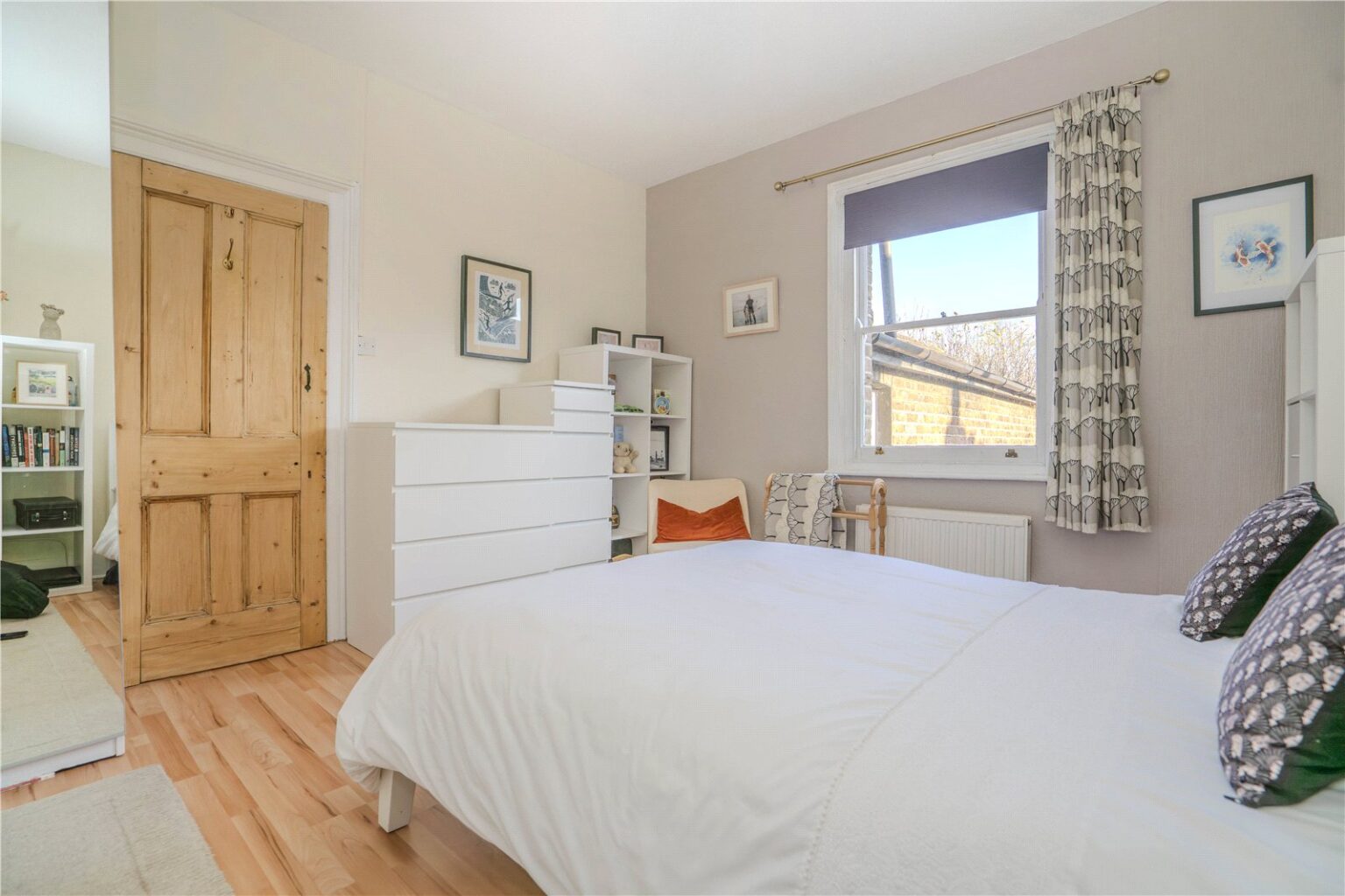 Knights Park, Kingston upon Thames, KT1 gallery 12