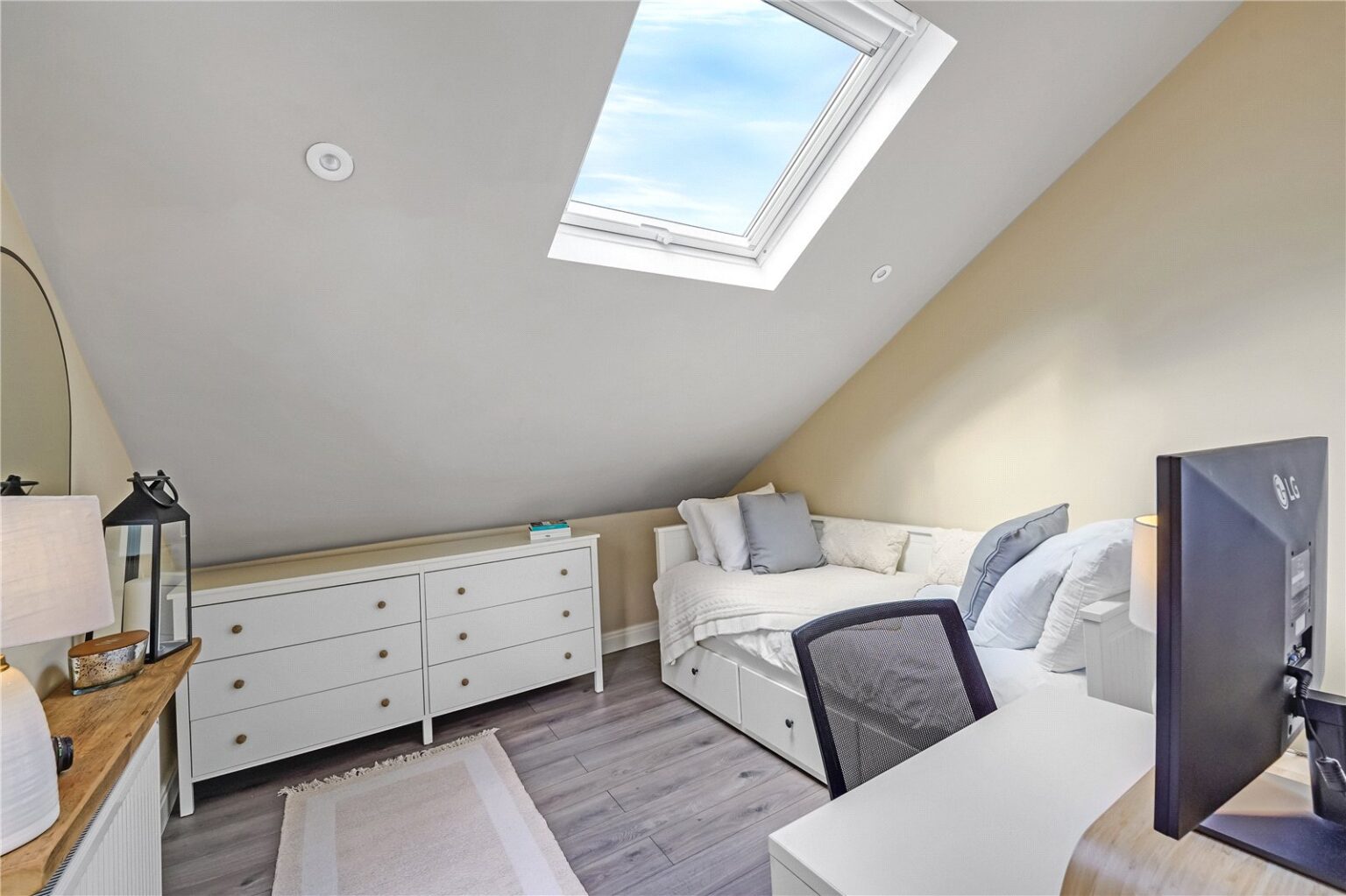 Larkfield Road, Richmond, TW9 gallery 8