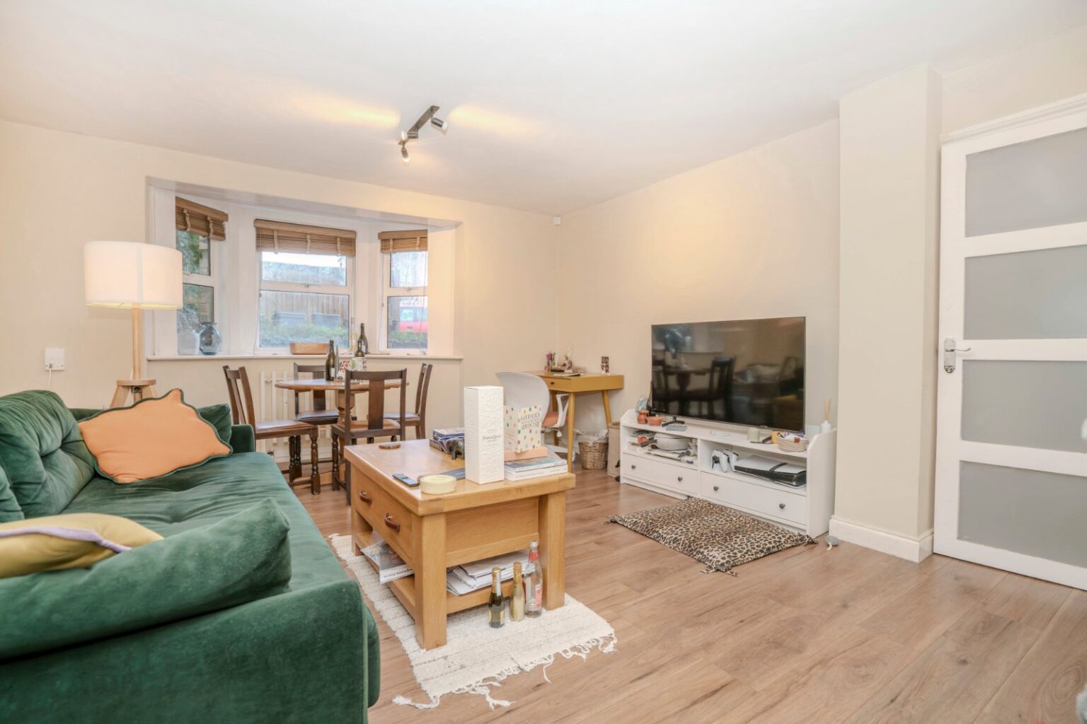 Hampton Road, Teddington, TW11 gallery 2