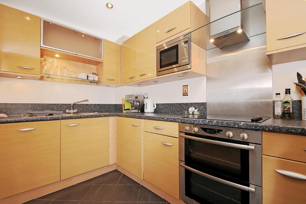 Royal Quarter, Seven Kings Way, Kingston upon Thames, KT2 gallery 3