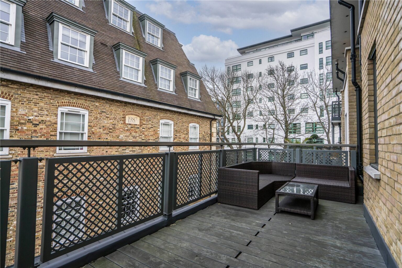 Spring Grove, London, W4 gallery 6