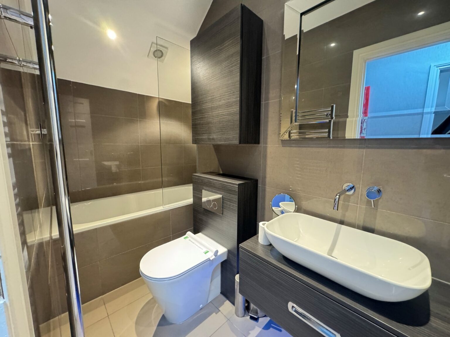 Admiralty Road, Teddington, TW11 gallery 8