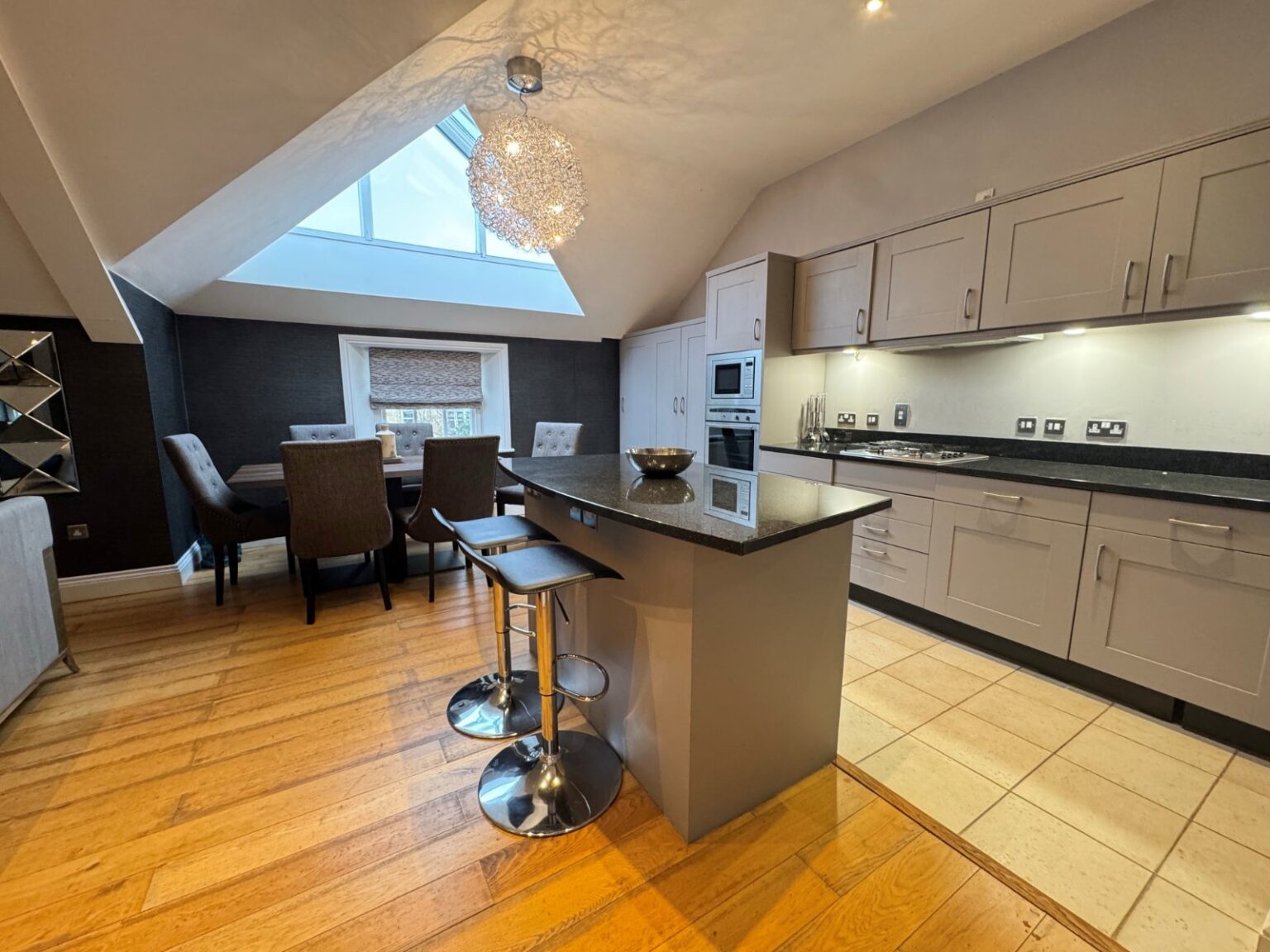 Admiralty Road, Teddington, TW11 gallery 3