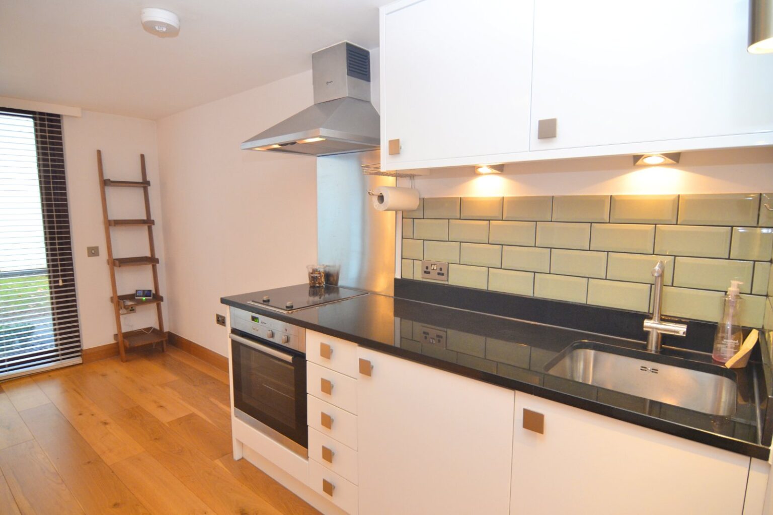 Rivermead Close, Teddington, TW11 gallery 4