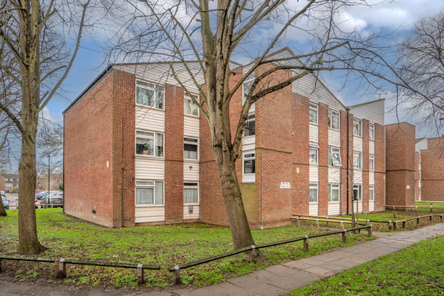 Down Road, Teddington, TW11 gallery 12