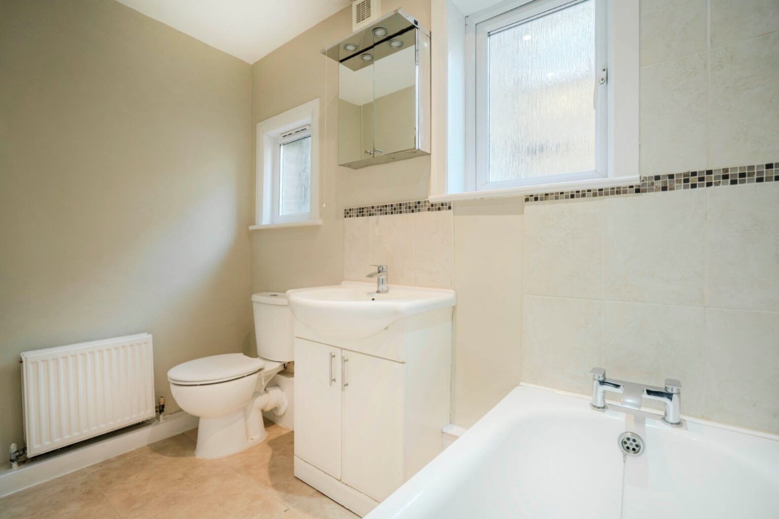 Oxford Road, Teddington, TW11 gallery 6