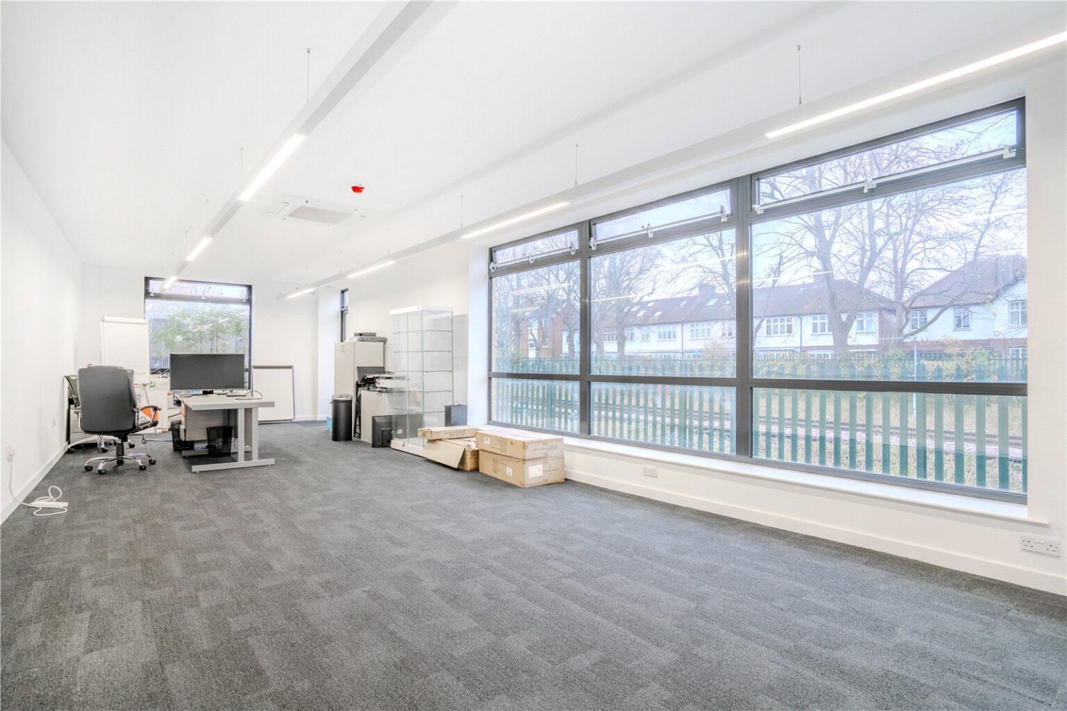 Sandycombe Road, Richmond, TW9 gallery 3