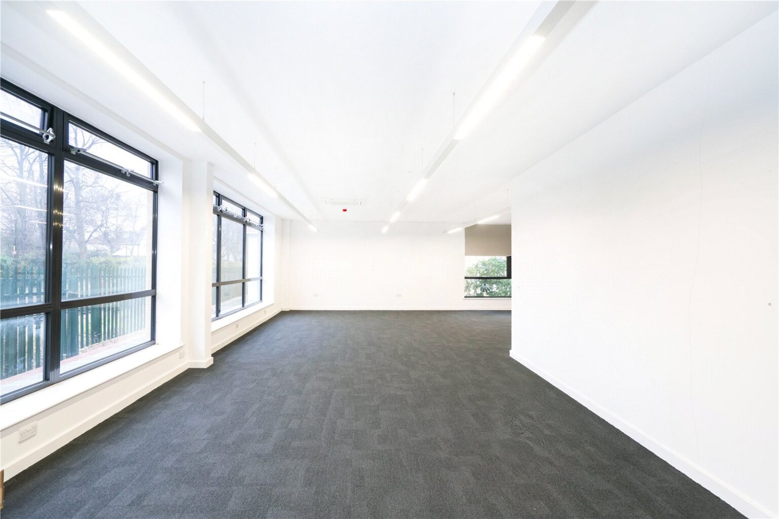 Sandycombe Road, Richmond, TW9 gallery 4