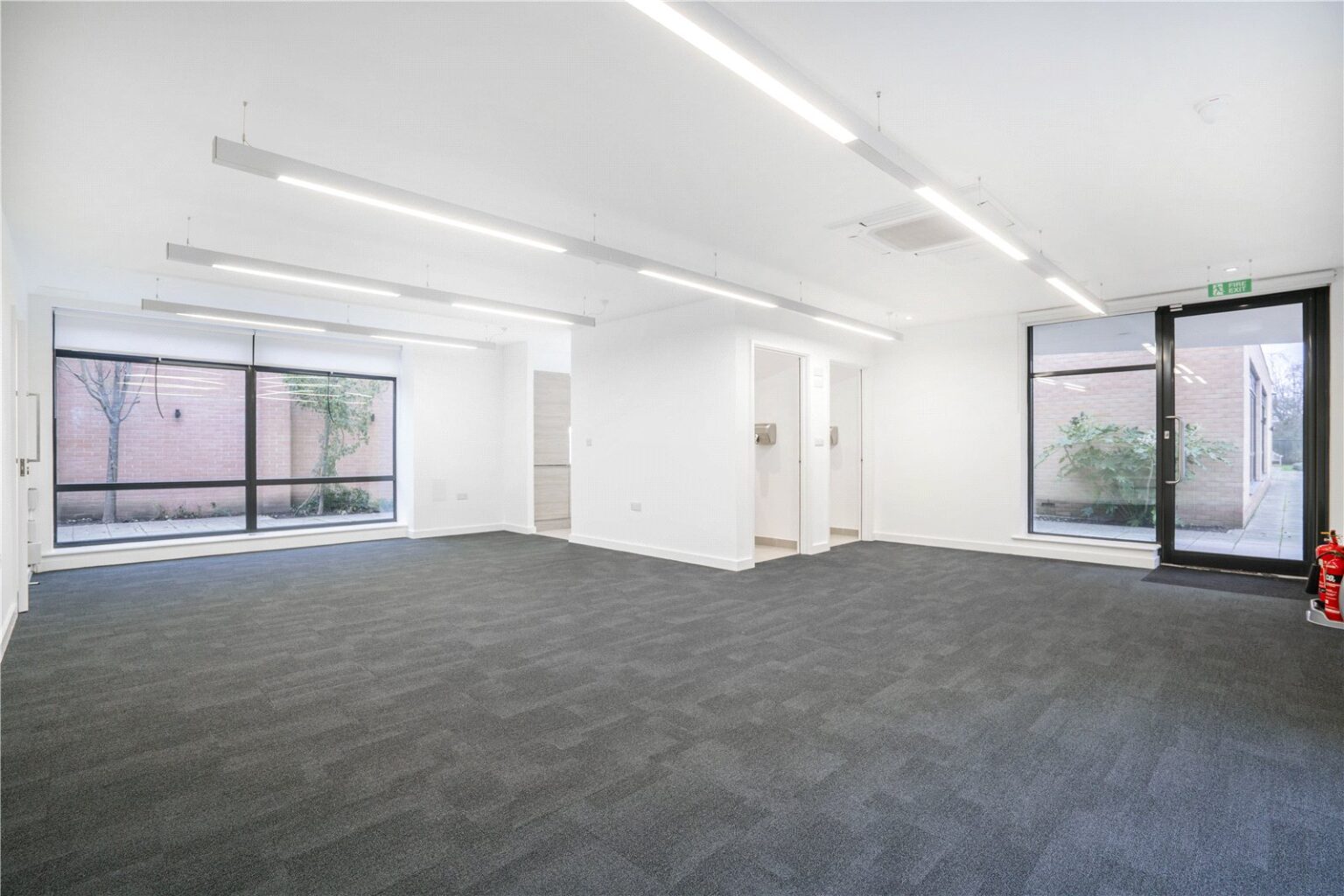 Sandycombe Road, Richmond, TW9 gallery 4