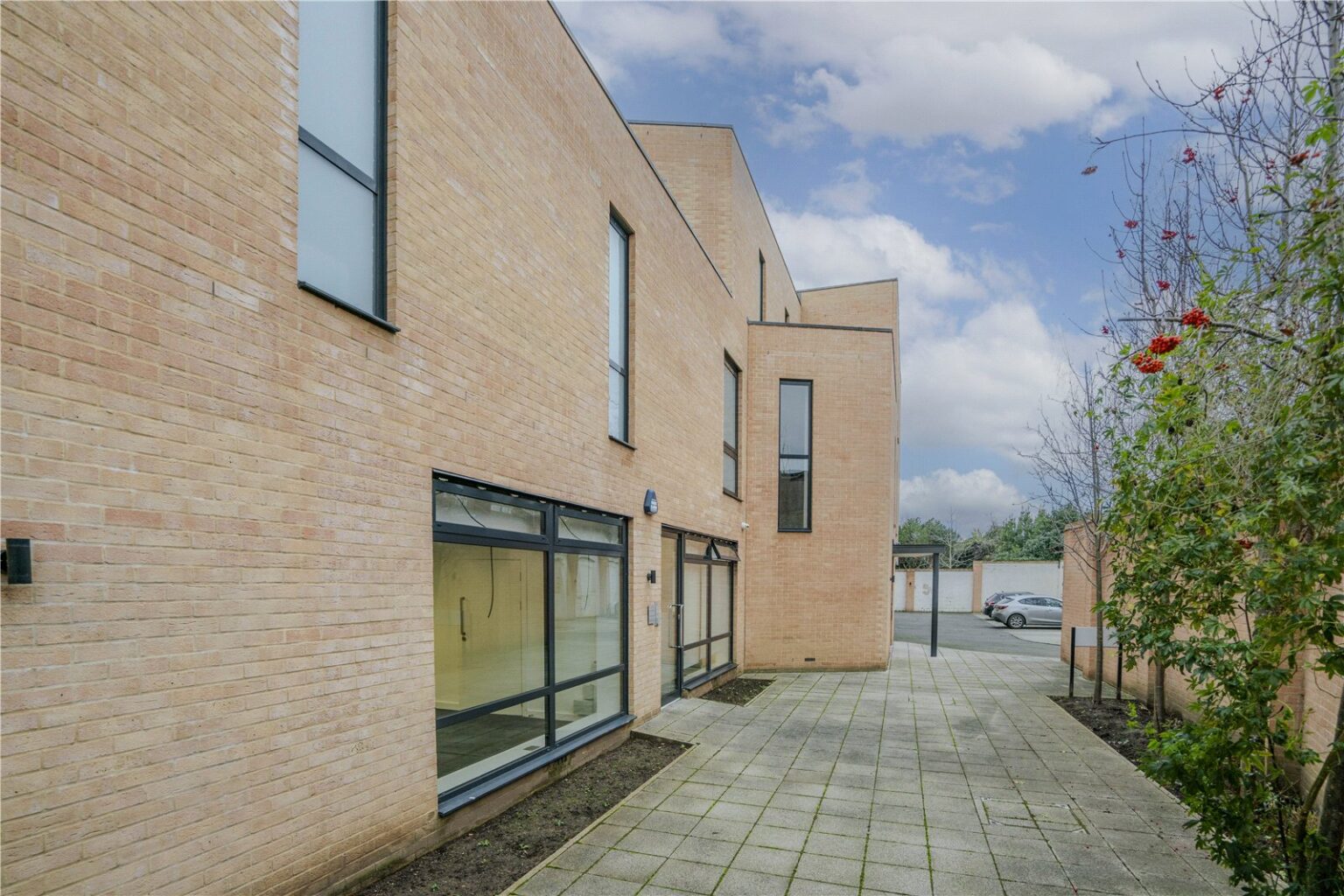 Sandycombe Road, Richmond, TW9 gallery 1