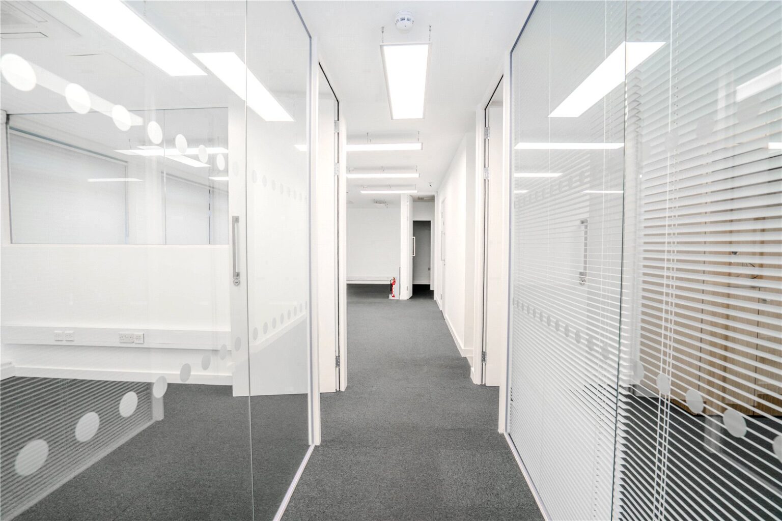 Sandycombe Road, Richmond, TW9 gallery 5