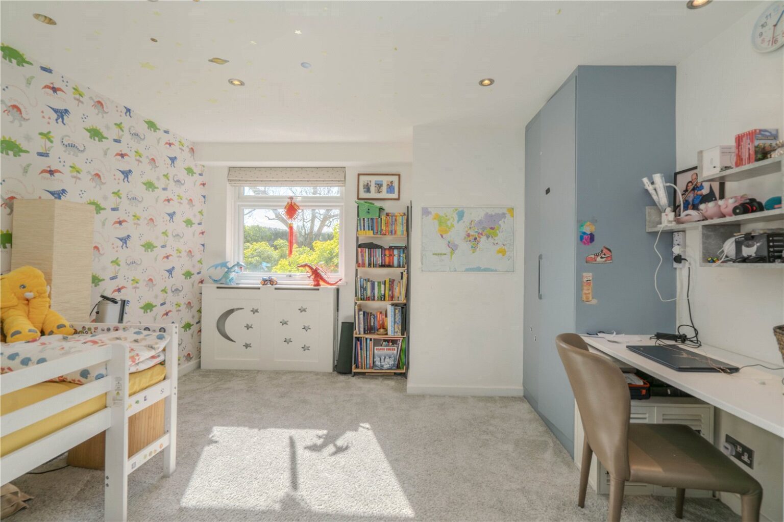 Courtlands, Sheen Road, TW10 gallery 13