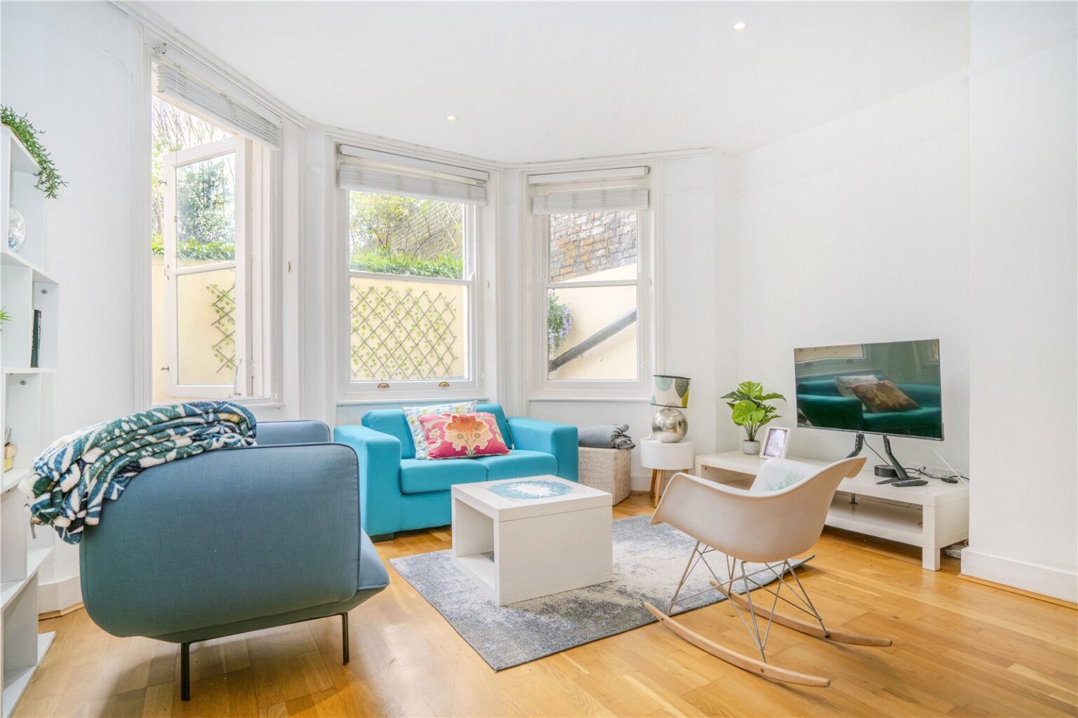 Kew Gardens Road, Richmond, TW9 gallery 2