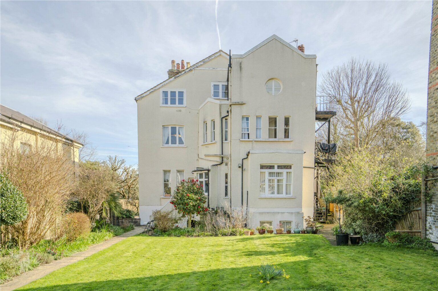 Kings Road, Richmond, TW10 gallery 1