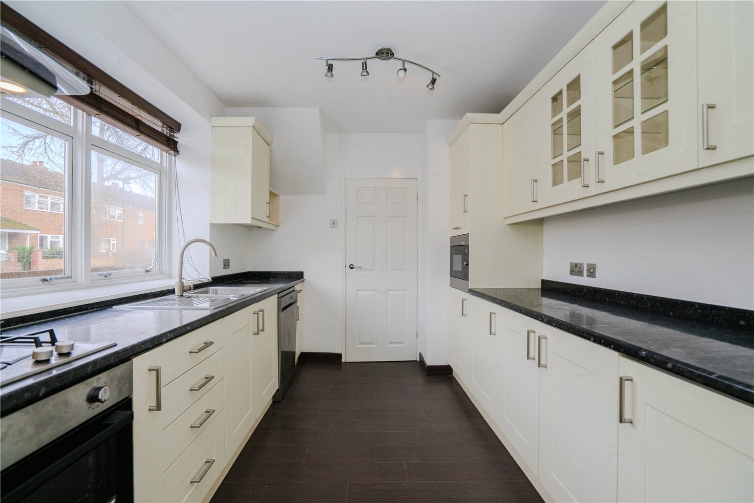 Maguire Drive, Richmond, TW10 gallery 3