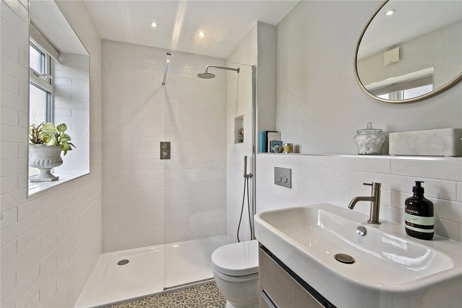 Trowlock Avenue, Teddington, TW11 gallery 15