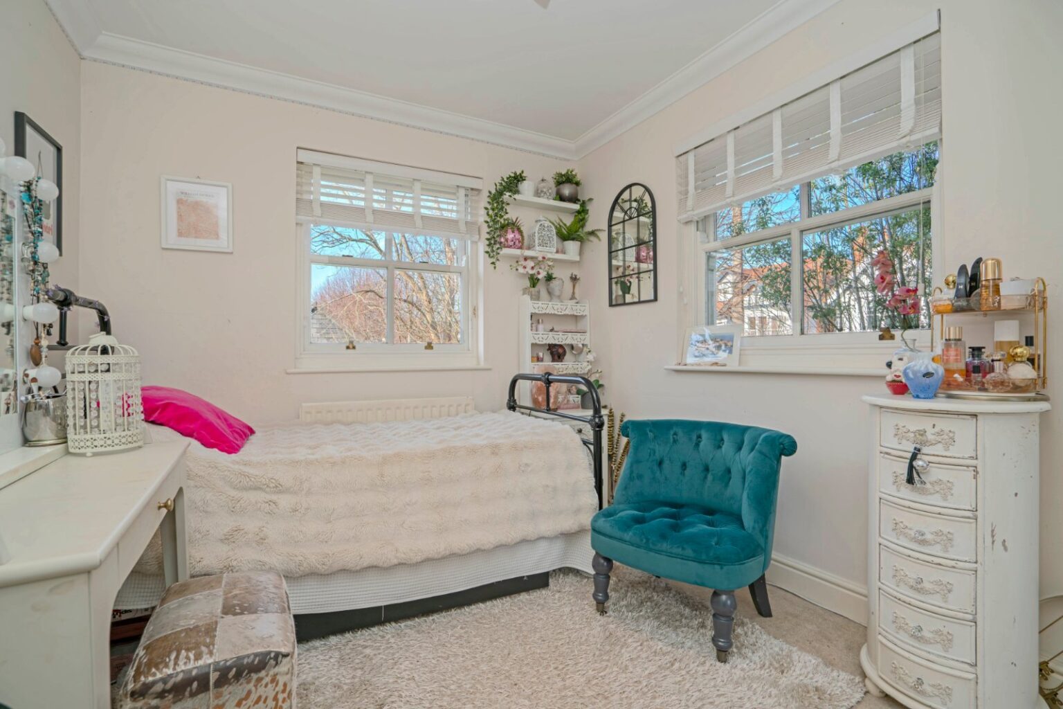 Admiralty Way, Teddington, TW11 gallery 14