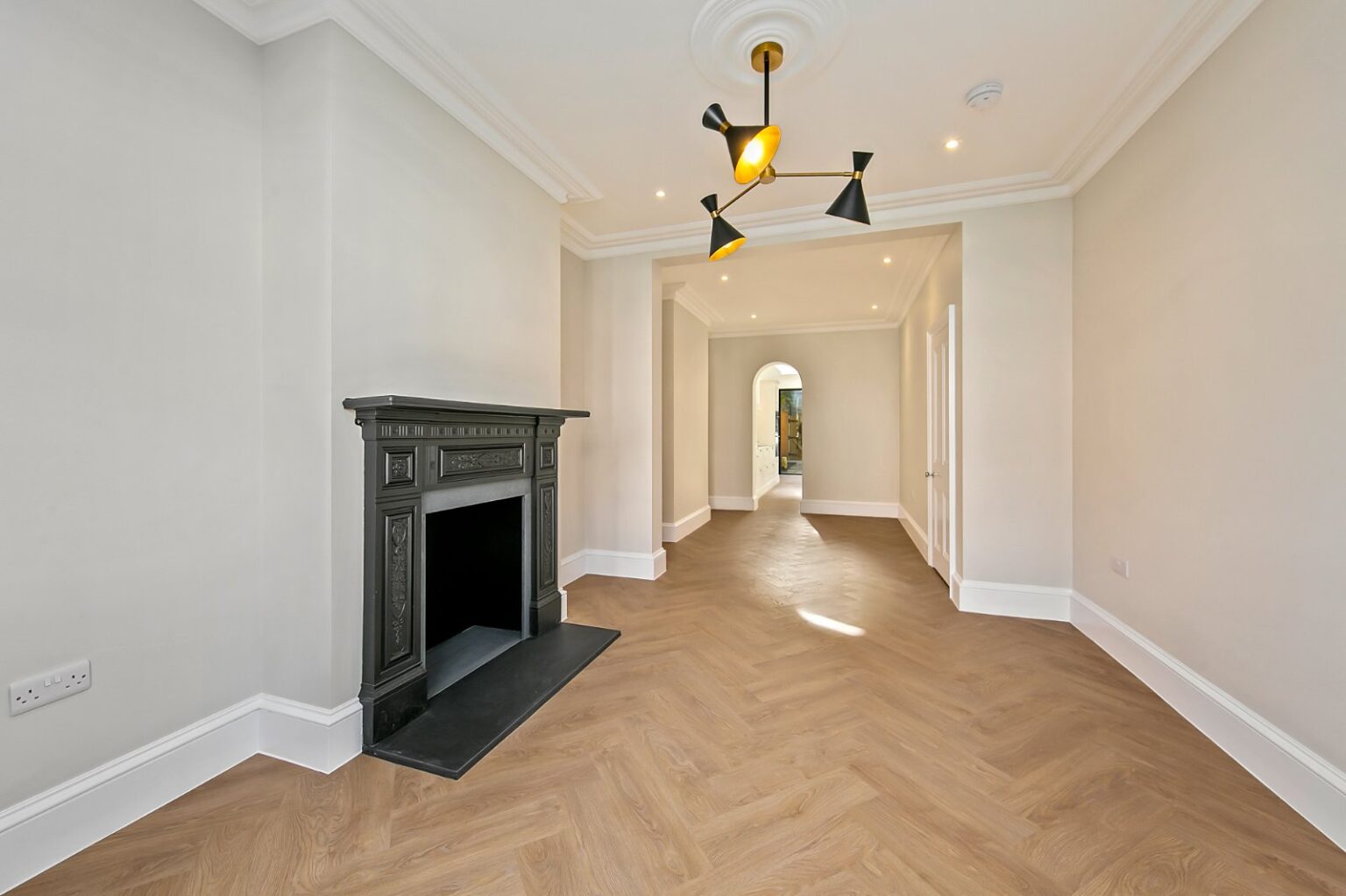 Warwick Road, Hampton Wick, KT1 gallery 3