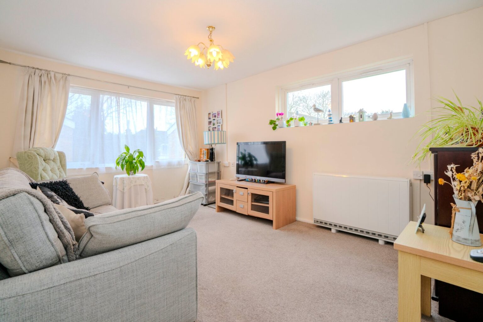 Maddison Close, Teddington, TW11 gallery 2