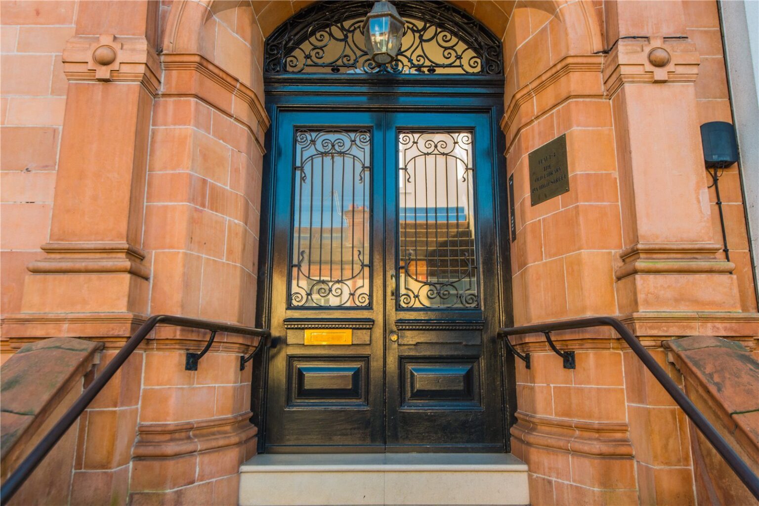 High Street, Hampton Wick, KT1 gallery 15