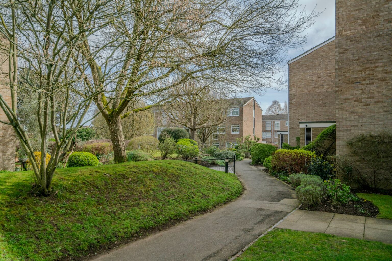 Harrowdene Gardens, Teddington, TW11 gallery 11