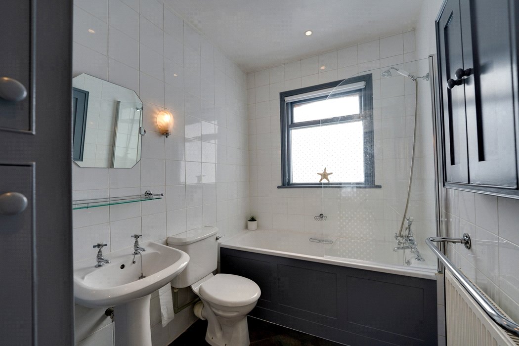 Waldegrave Gardens, Strawberry Hill, TW1 gallery 15