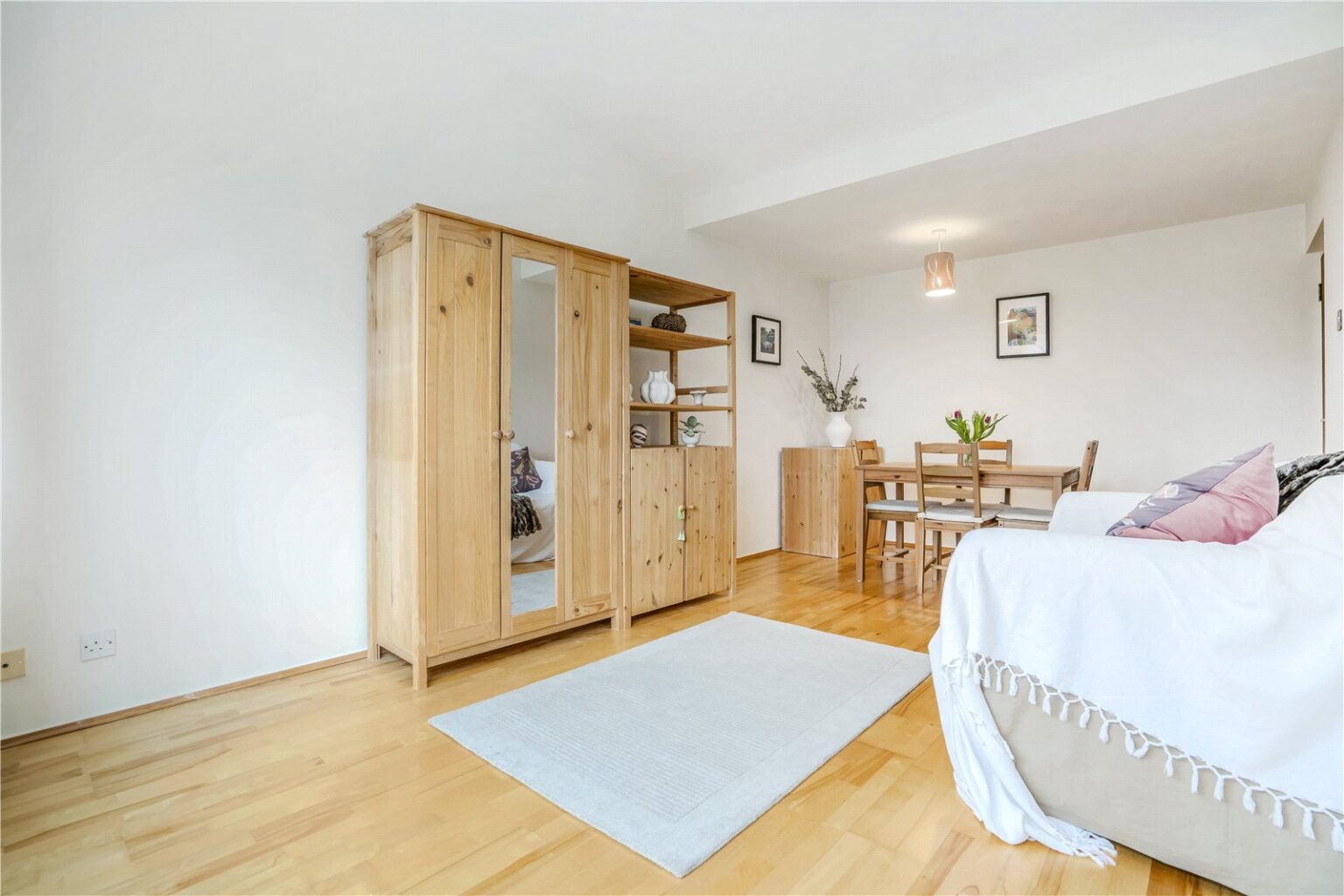 Wellesley Road, Strawberry Hill, TW2 gallery 5