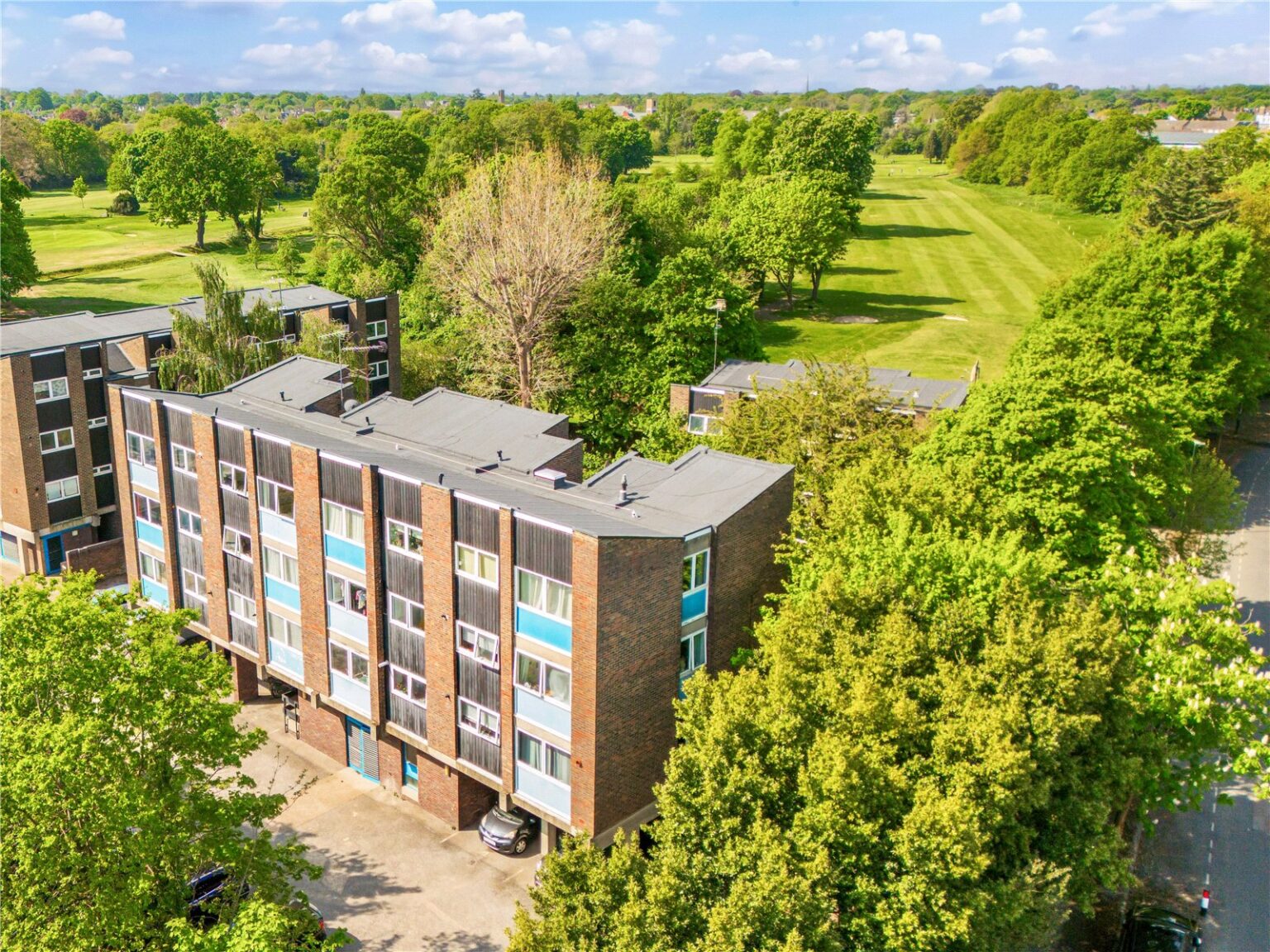 Wellesley Road, Strawberry Hill, TW2 gallery 1