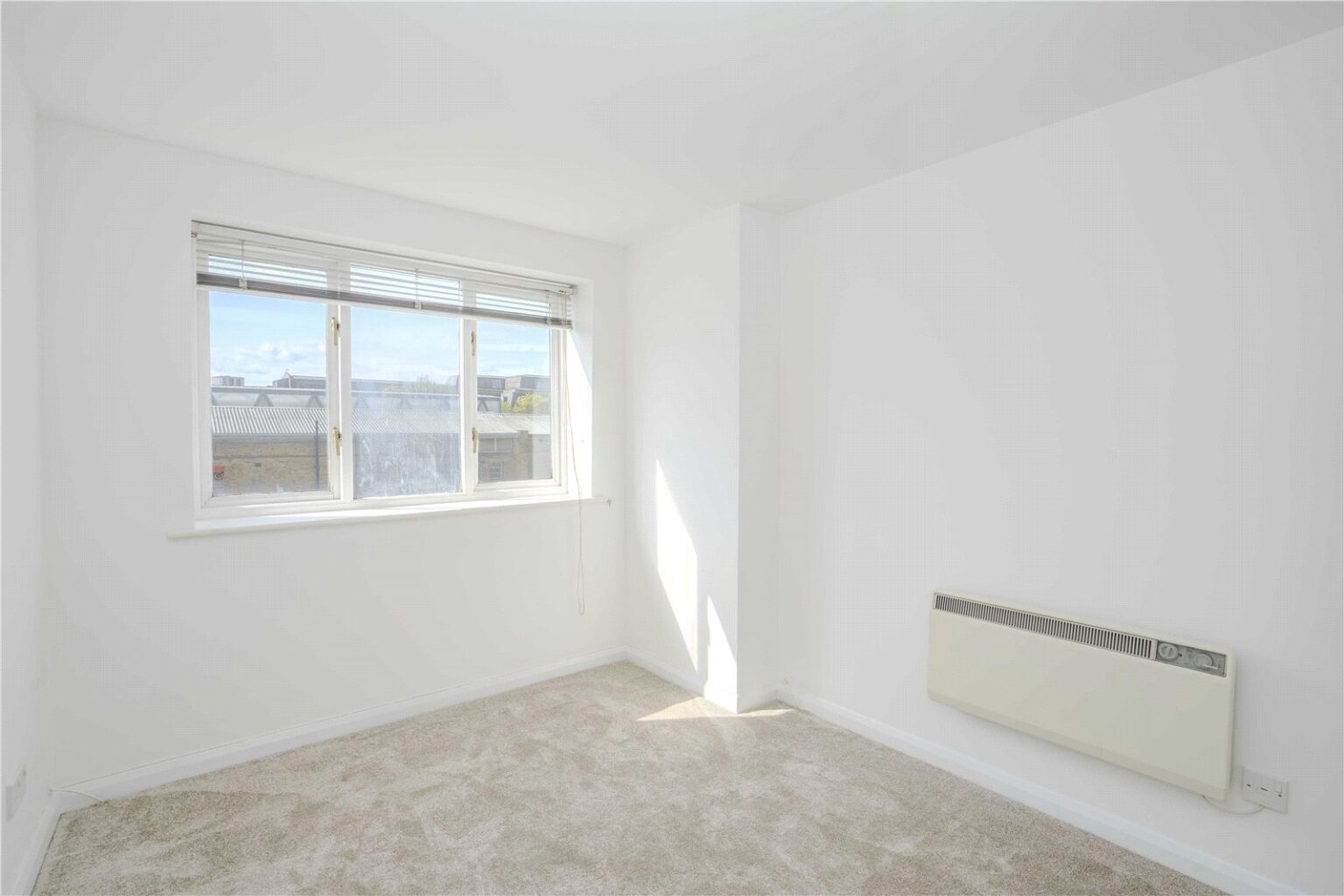 Regents Court, Sopwith Way, KT2 gallery 6