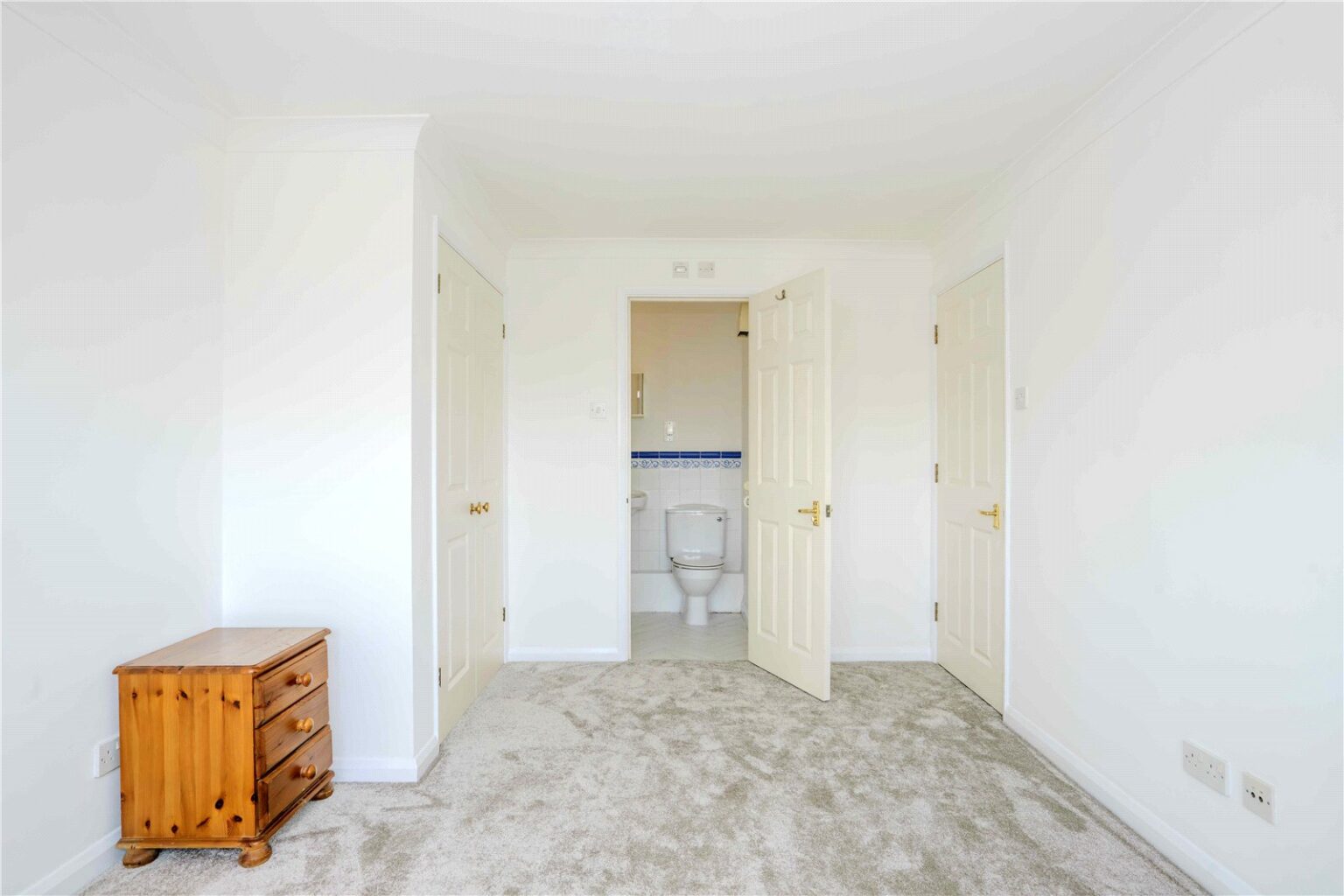 Regents Court, Sopwith Way, KT2 gallery 8