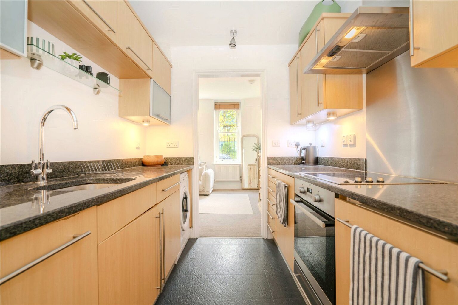 North Road, Richmond, TW9 gallery 3