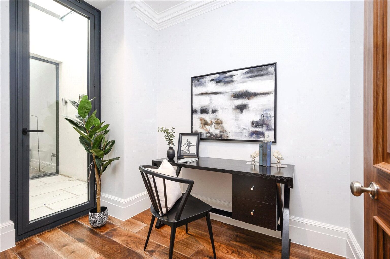 Kings Road, Richmond, TW10 gallery 5