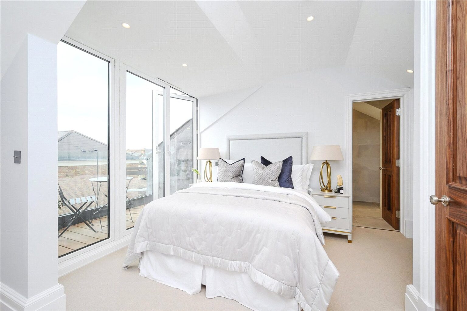 Kings Road, Richmond, TW10 gallery 10