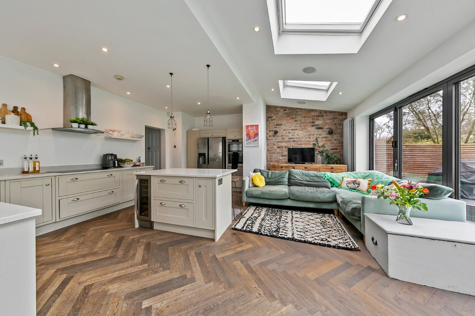 Cambridge Crescent, Teddington, TW11 gallery 9