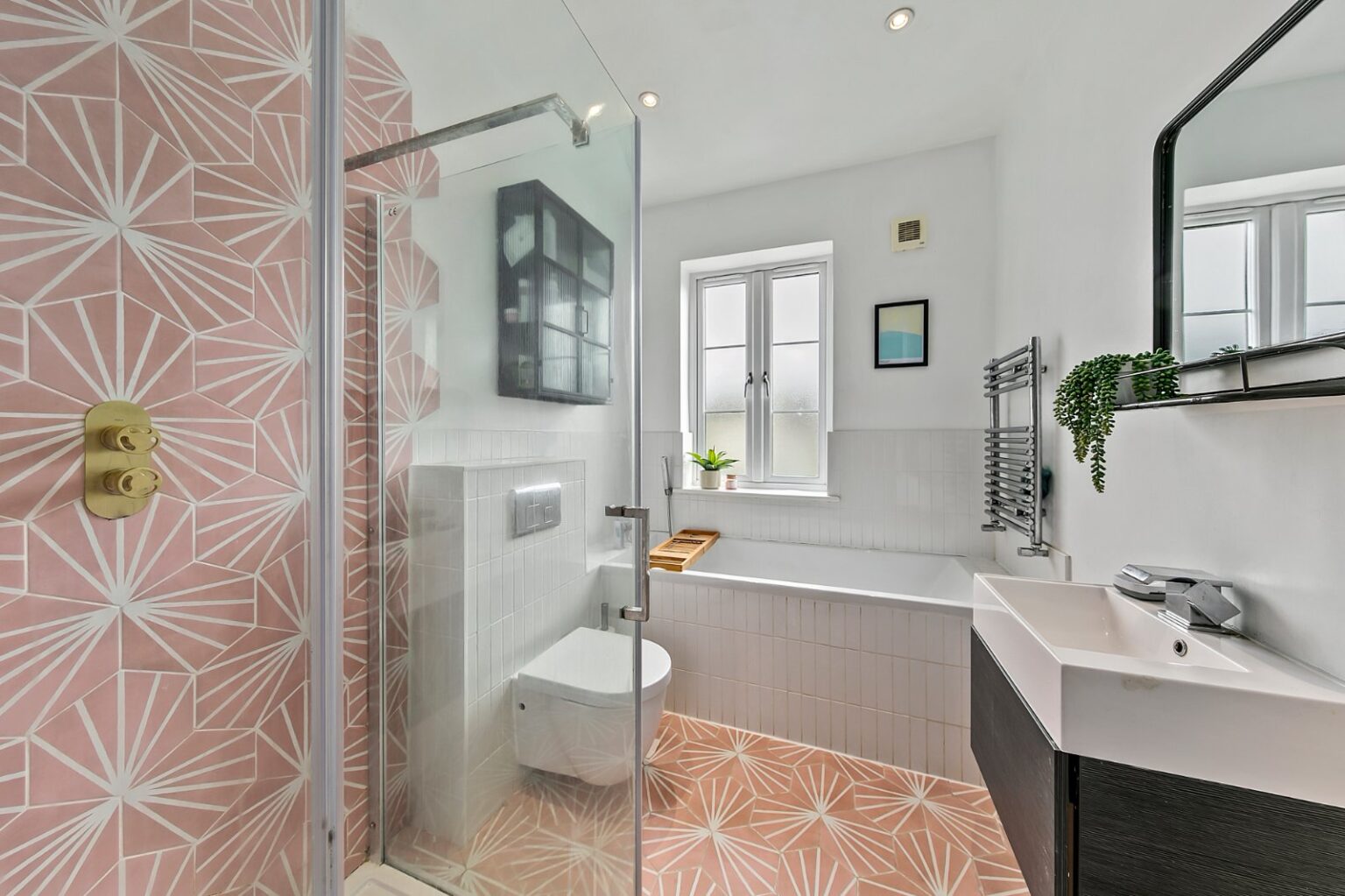 Cambridge Crescent, Teddington, TW11 gallery 11