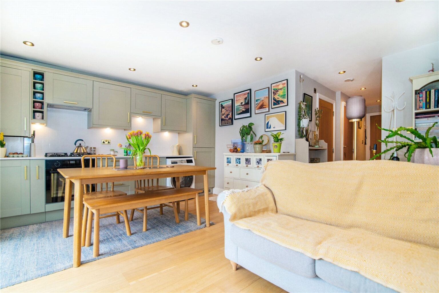 Third Cross Road, Twickenham, TW2 gallery 3