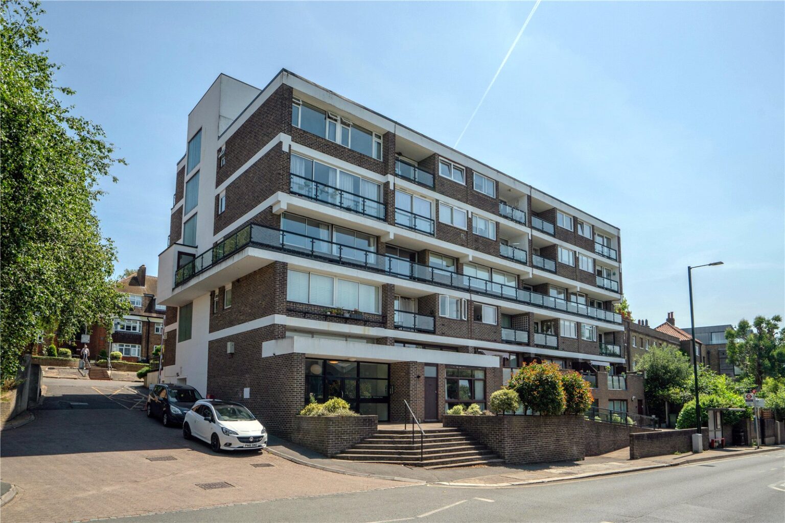 Petersham Road, Richmond, TW10 gallery 1