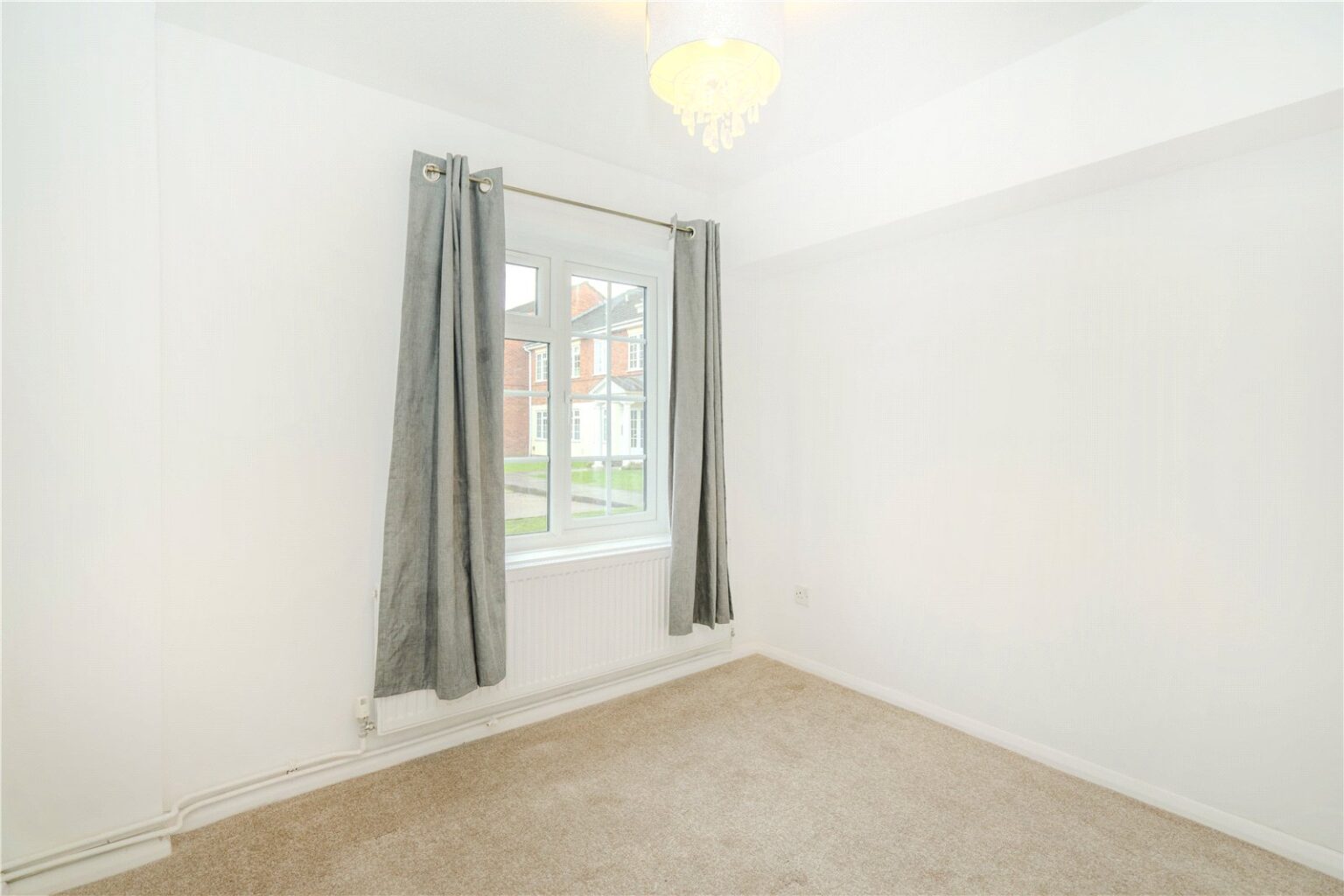 Abbottsmede Close, Twickenham, TW1 gallery 5