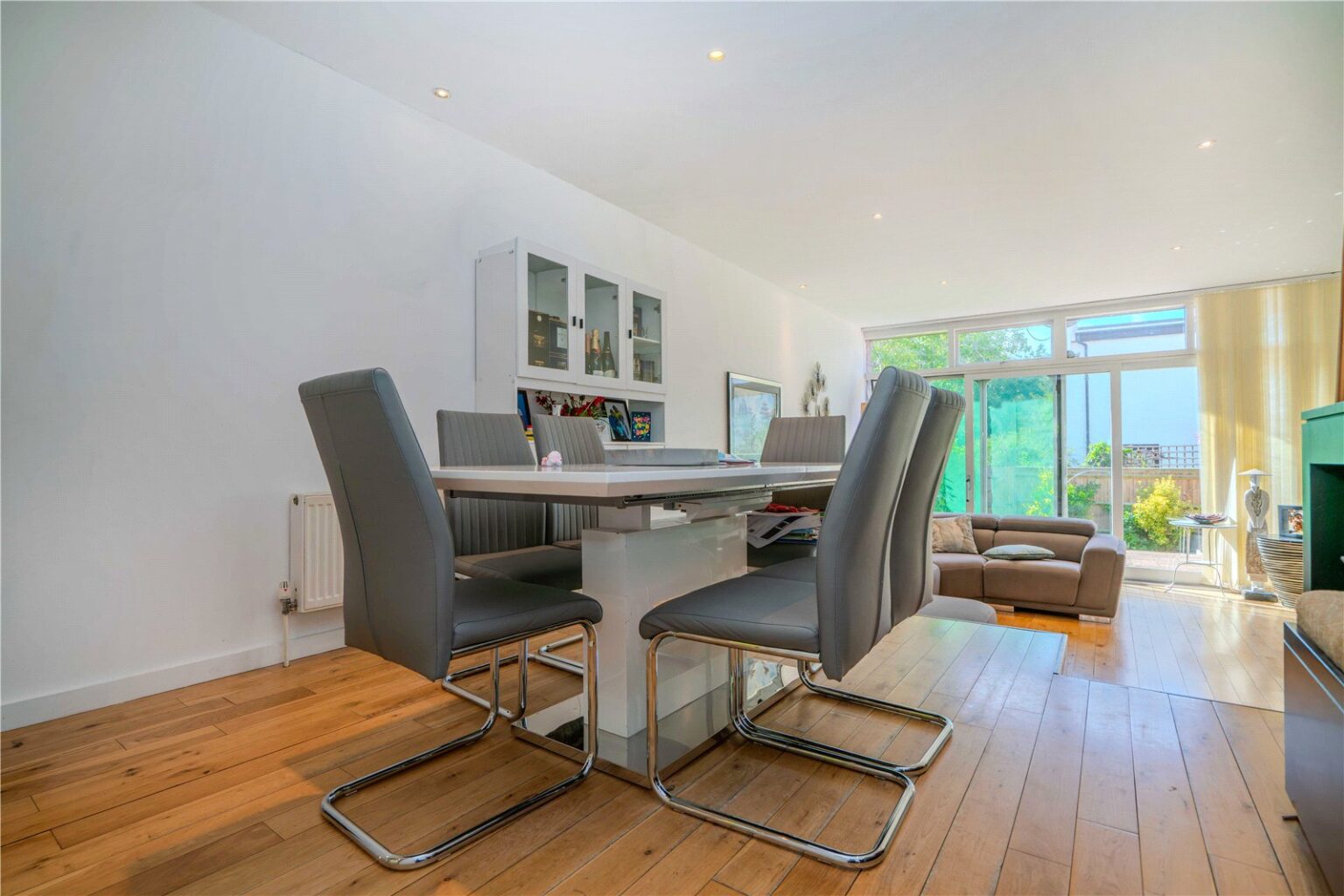 Mallard Place, Twickenham, TW1 gallery 3