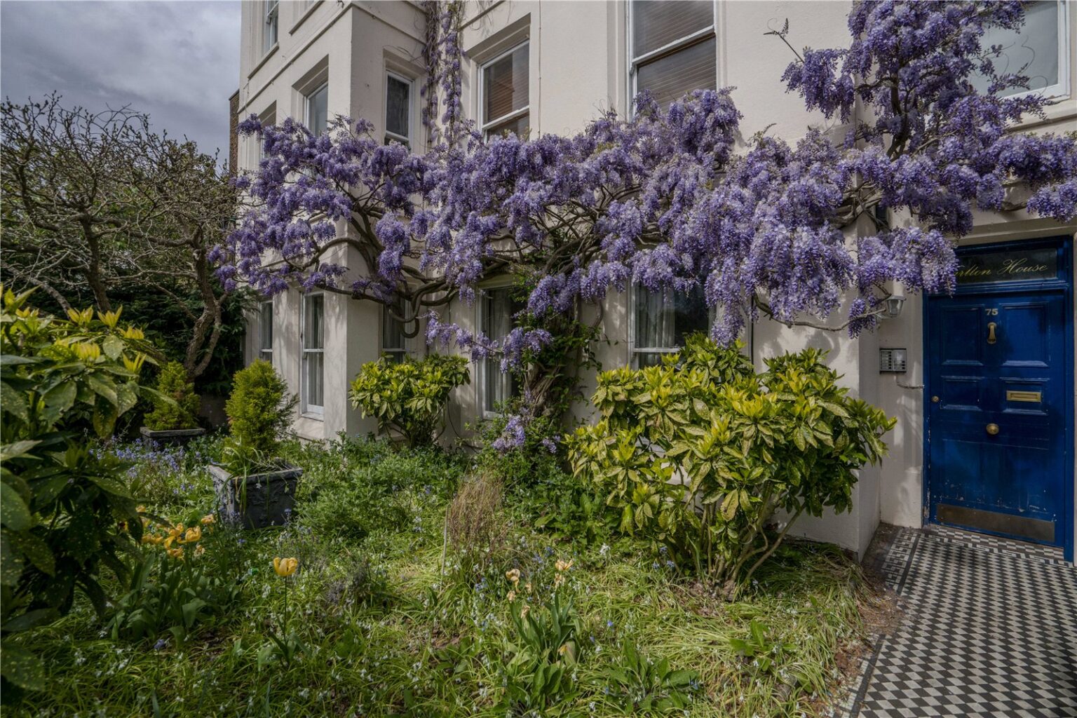 Kew Green, Richmond, TW9 gallery 2
