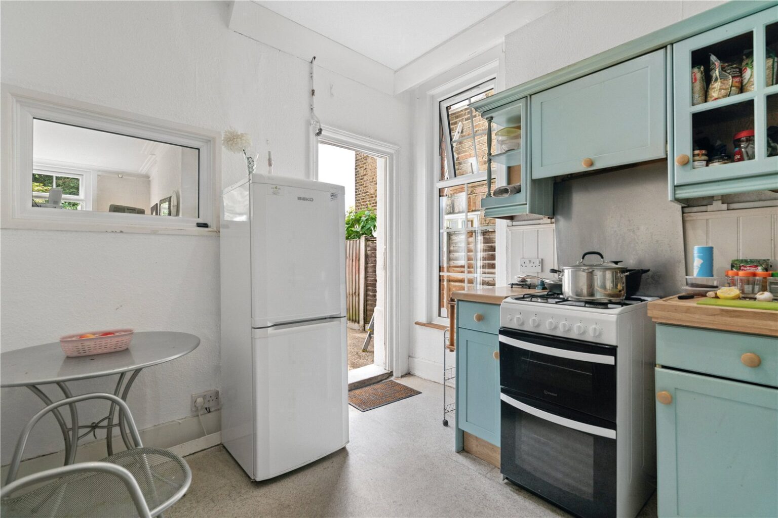 St Winifreds Road, Teddington, TW11 gallery 7